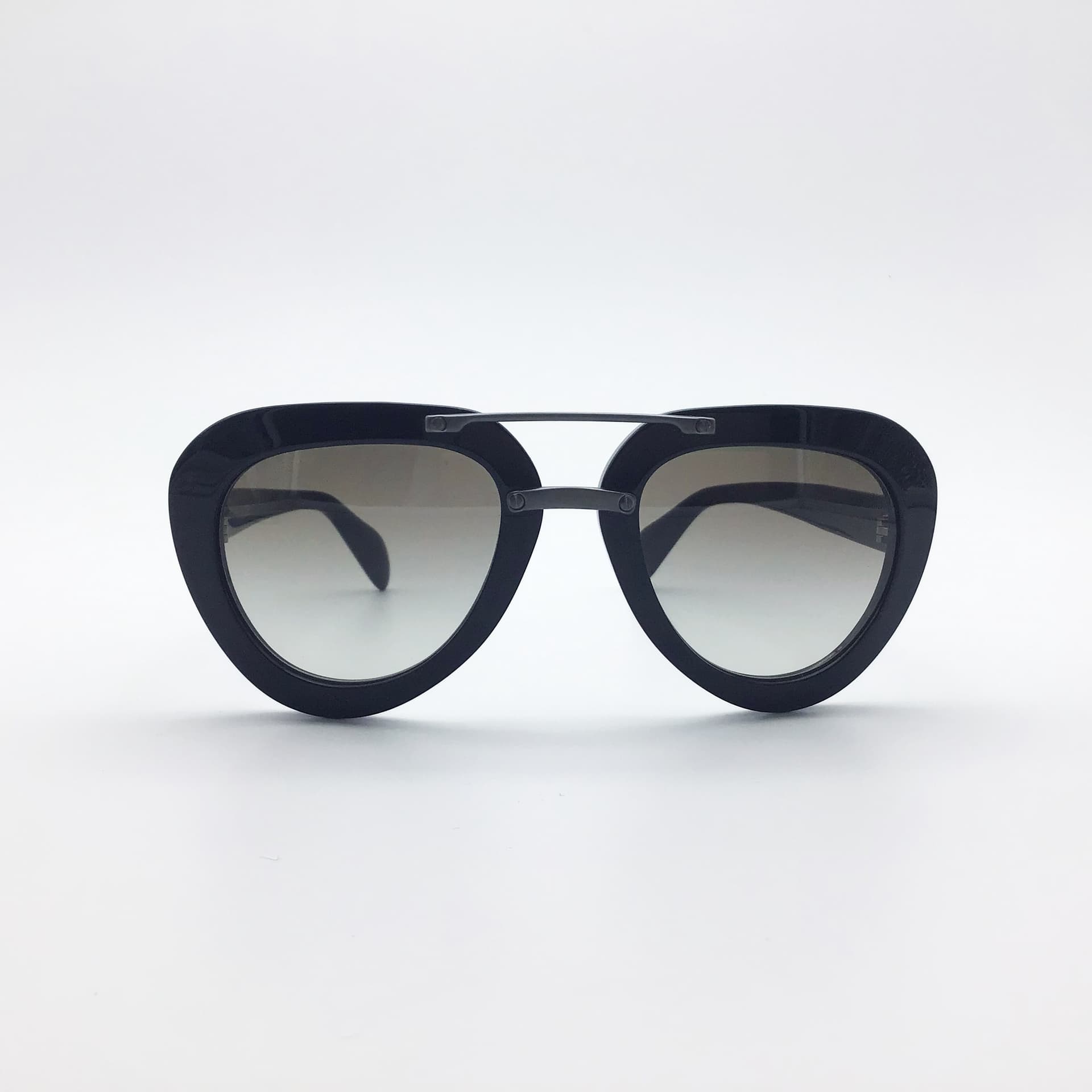 PRADA 28RSF, Black