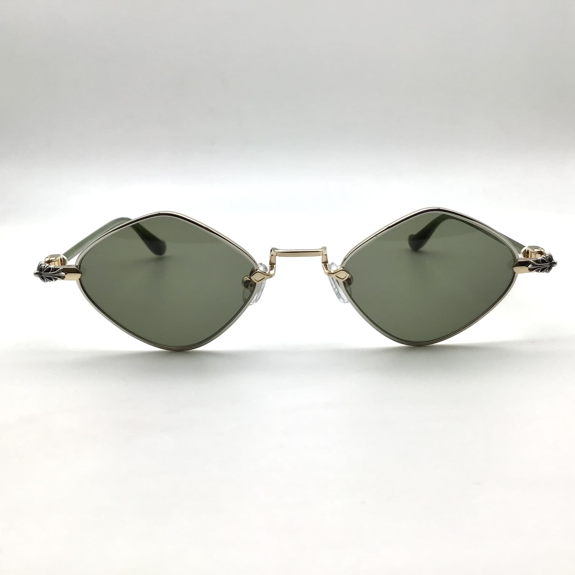 CHROME HEARTS DIAMOND DOG