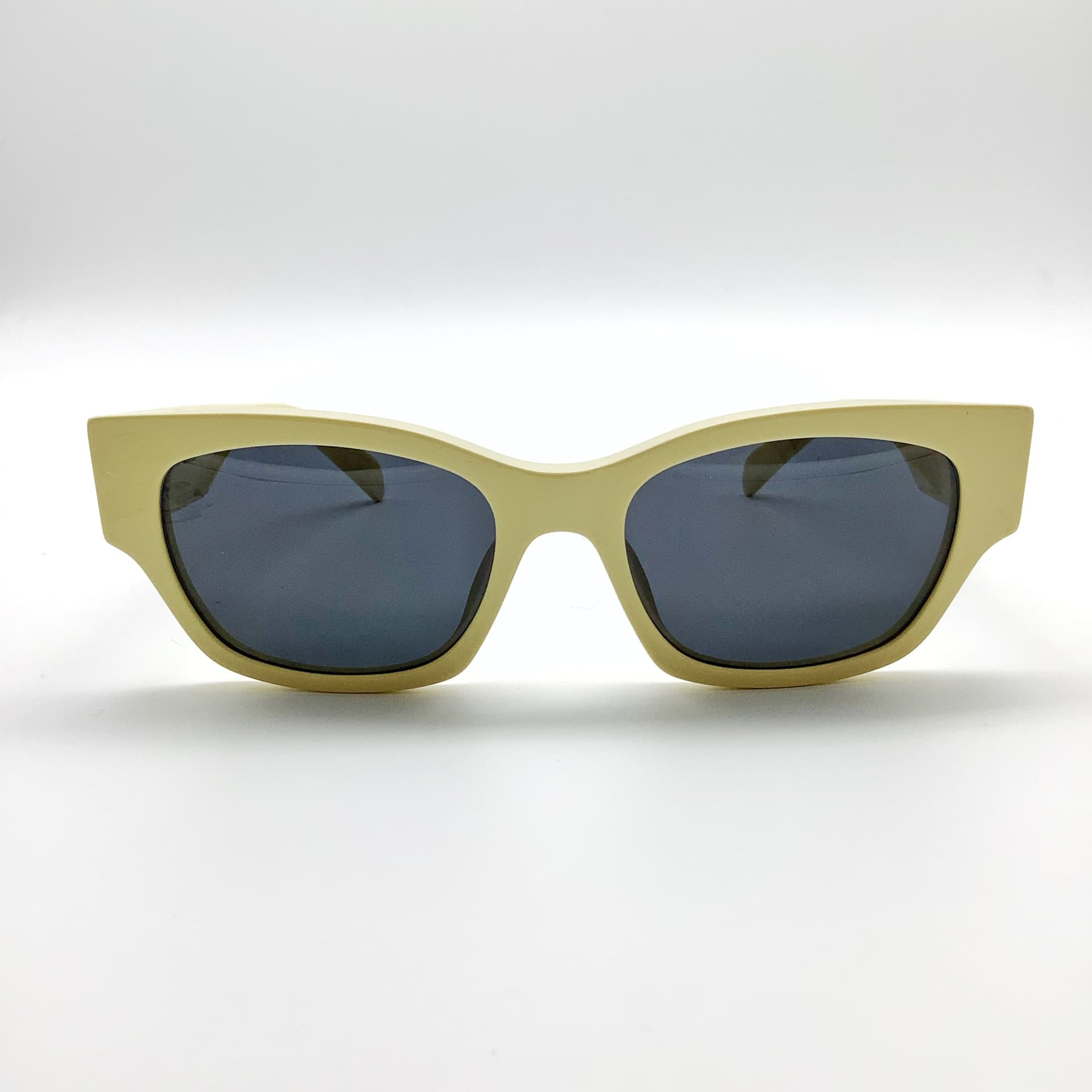 CELINE CL40197U, Cream / Grey Lens