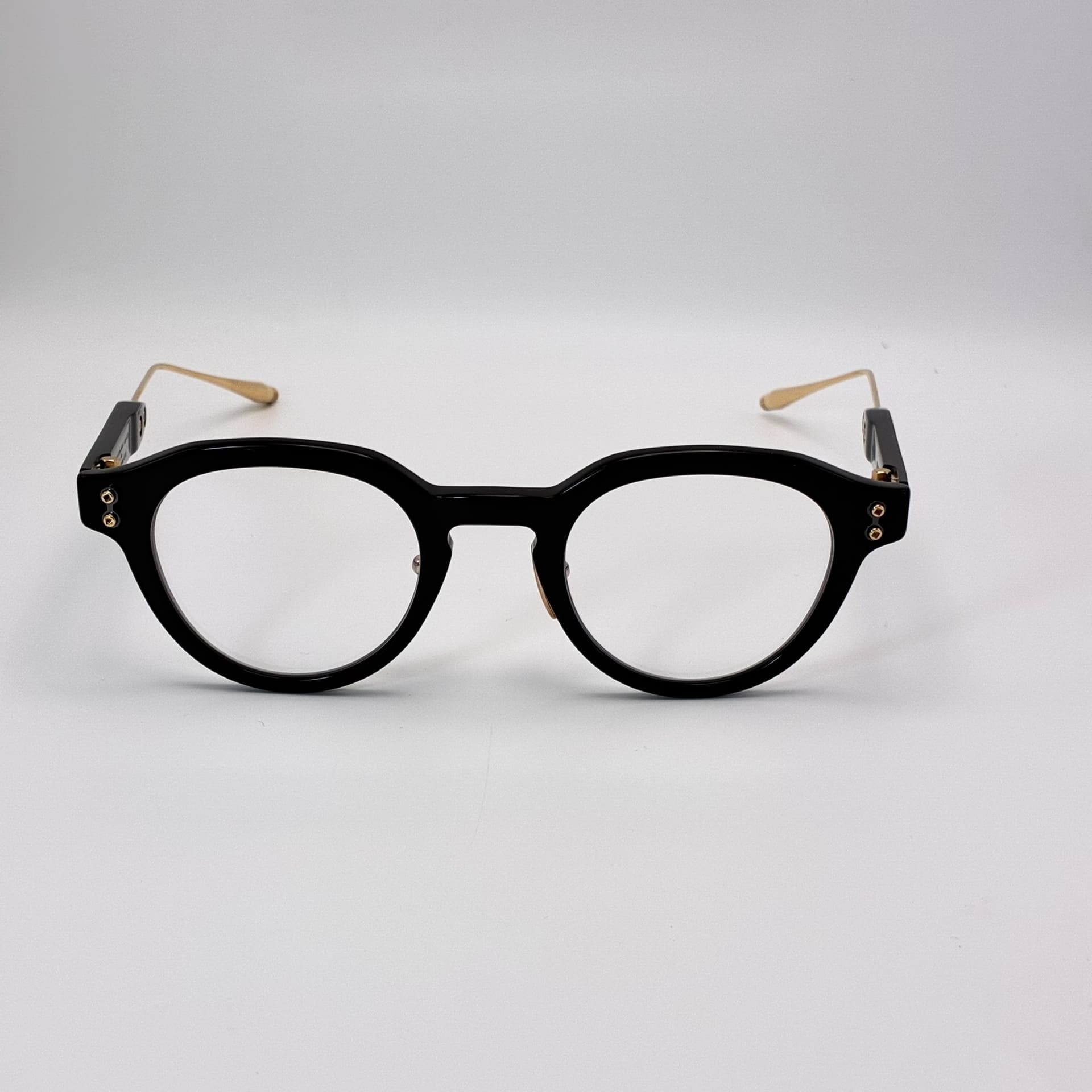 Akoni AKX-520A-WISE THREE